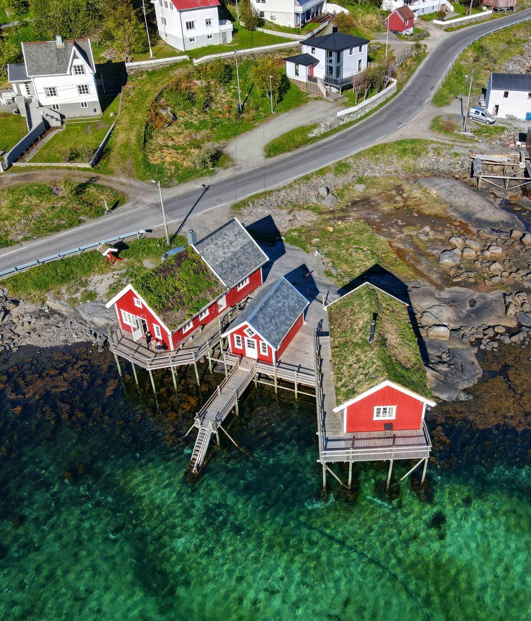 Valen Cabins In Рейне Екстериор снимка